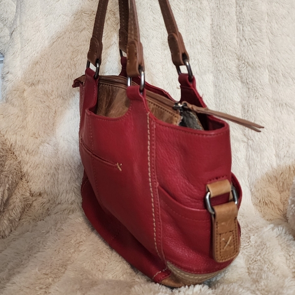 The Sak Red and Brown Leather Shoulder Bag - Picture 2 of 6